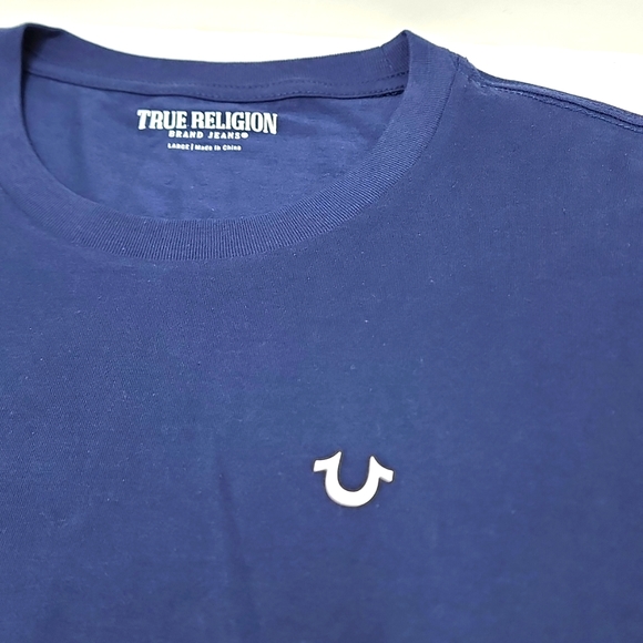 TRUE RELIGION NAVY BLUE LARGE TSHIRT - Picture 6 of 9